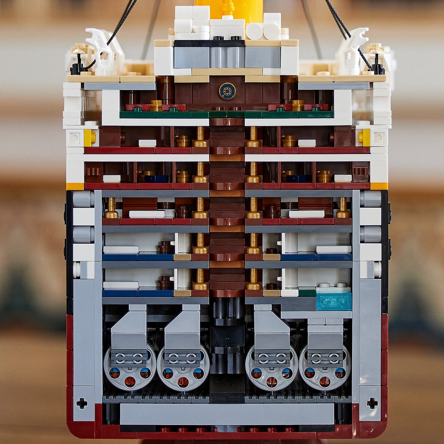 10294 LEGO® Titanic